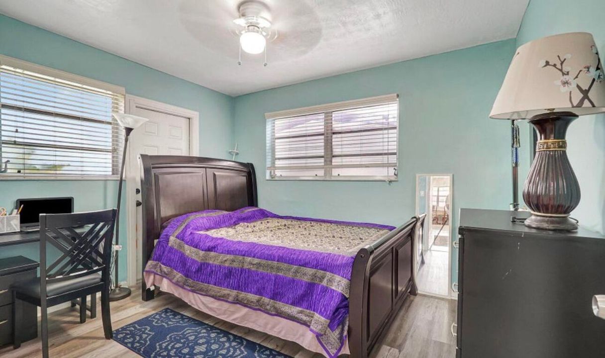 En Venta: $479,900 (3 camas, 2 baños, 1232 Pies cuadrados)