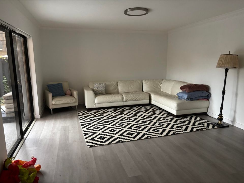 For Sale: $340,000 (2 beds, 2 baths, 1468 Square Feet)