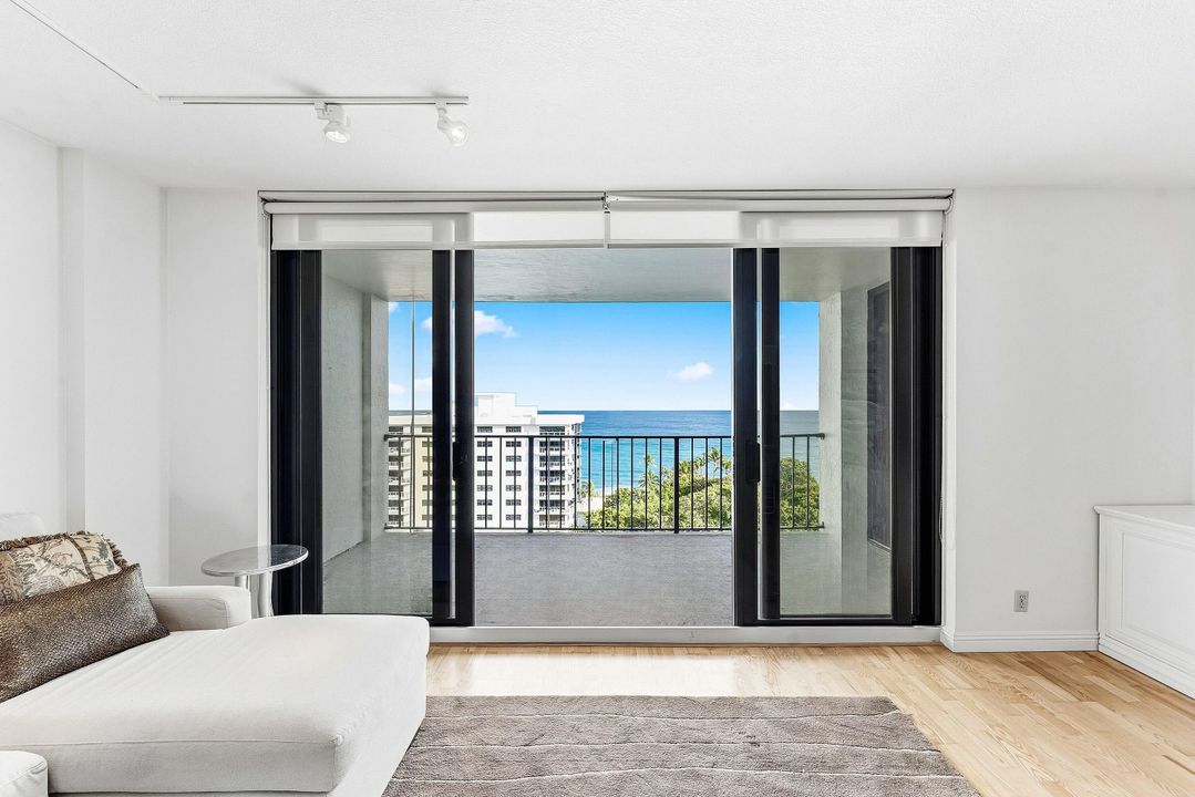 На продажу: $950,000 (2 спален, 2 ванн, 1556 Квадратных фут)