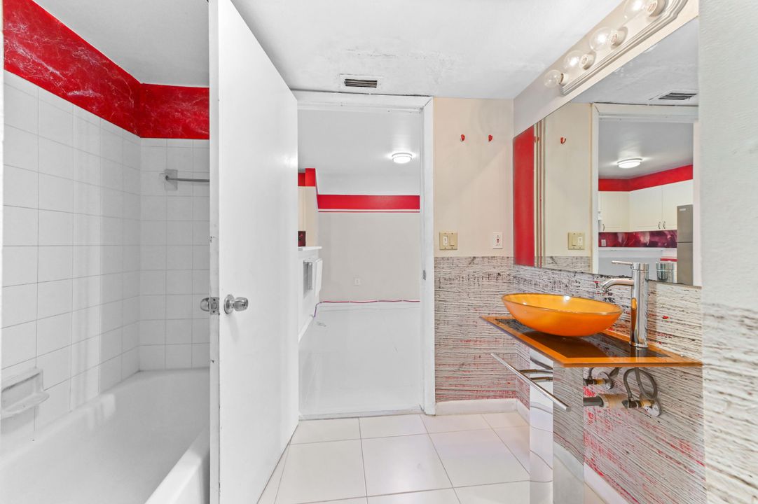 На продажу: $249,900 (2 спален, 2 ванн, 1246 Квадратных фут)