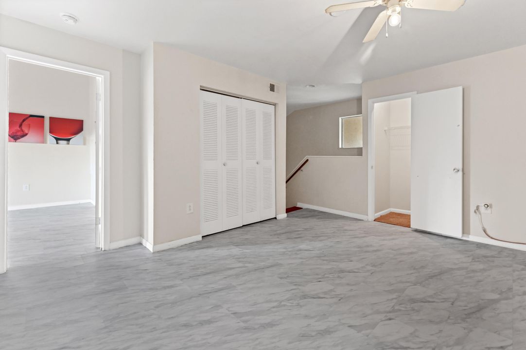 На продажу: $249,900 (2 спален, 2 ванн, 1246 Квадратных фут)