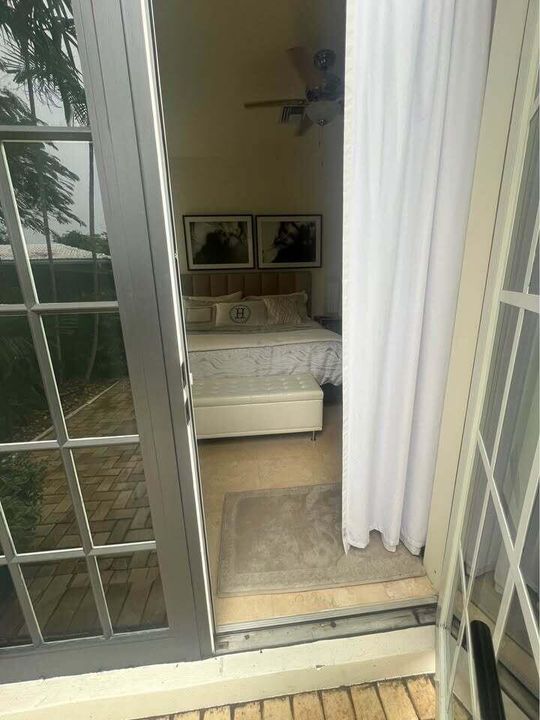 出租: $1,650 (1 贝兹, 1 浴室, 500 平方英尺)