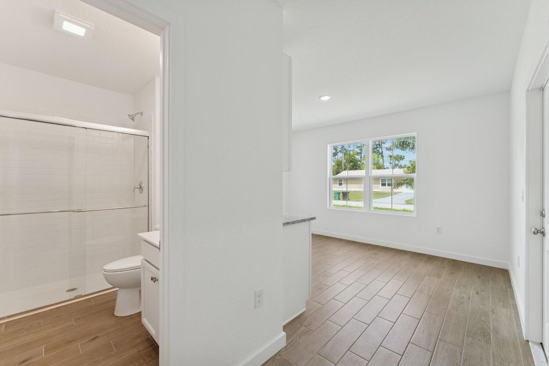 For Sale: $474,995 (4 beds, 3 baths, 2094 Square Feet)