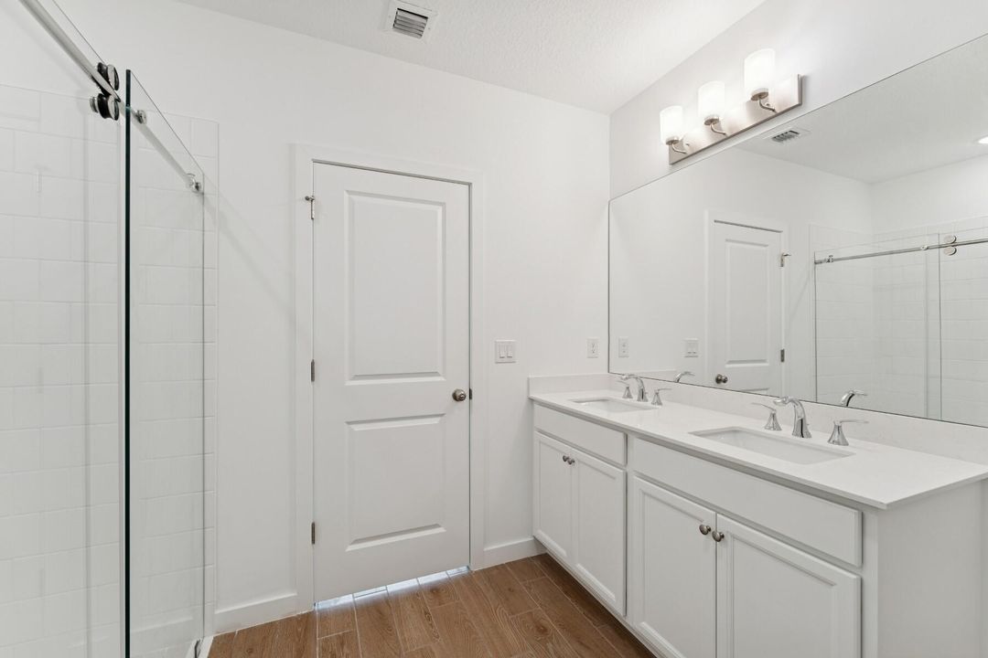 For Sale: $474,995 (4 beds, 3 baths, 2094 Square Feet)