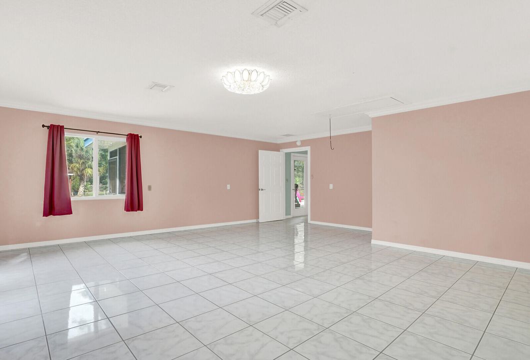 For Sale: $650,000 (3 beds, 2 baths, 2696 Square Feet)