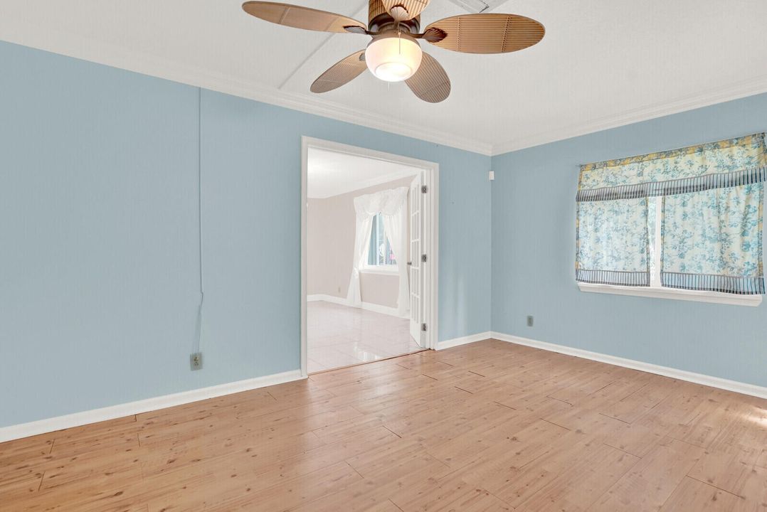 For Sale: $650,000 (3 beds, 2 baths, 2696 Square Feet)