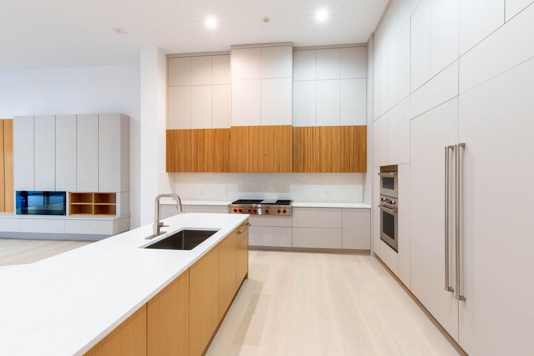 待售: $15,500,000 (4 贝兹, 5 浴室, 6819 平方英尺)