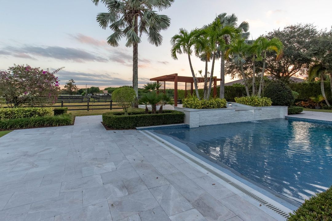 待售: $15,500,000 (4 贝兹, 5 浴室, 6819 平方英尺)