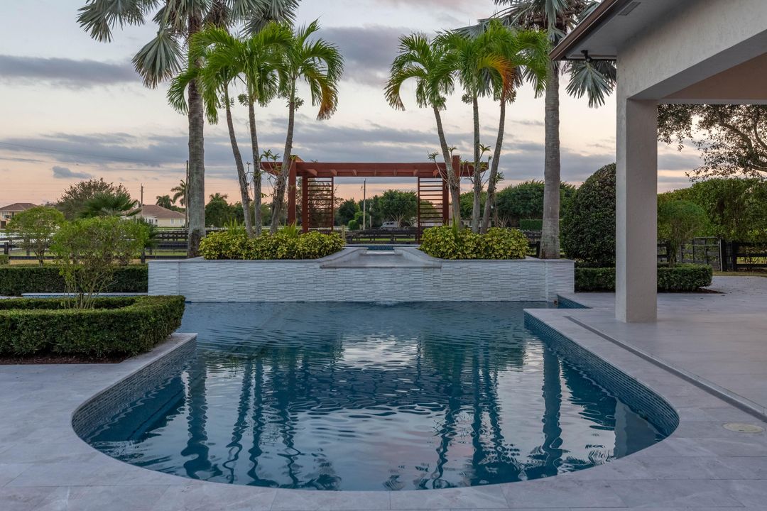 待售: $15,500,000 (4 贝兹, 5 浴室, 6819 平方英尺)