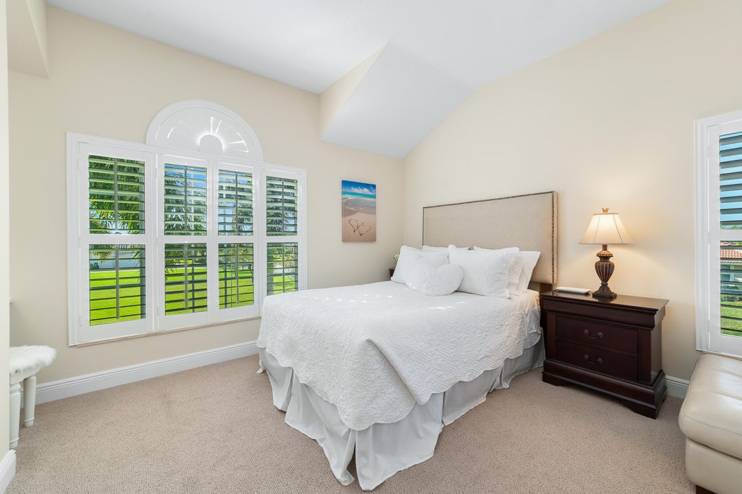 For Sale: $1,250,000 (7 beds, 5 baths, 4804 Square Feet)