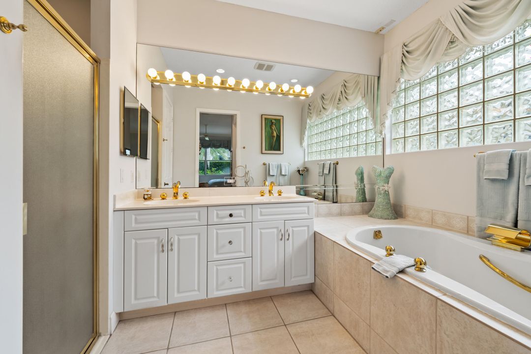 На продажу: $845,000 (4 спален, 2 ванн, 2110 Квадратных фут)