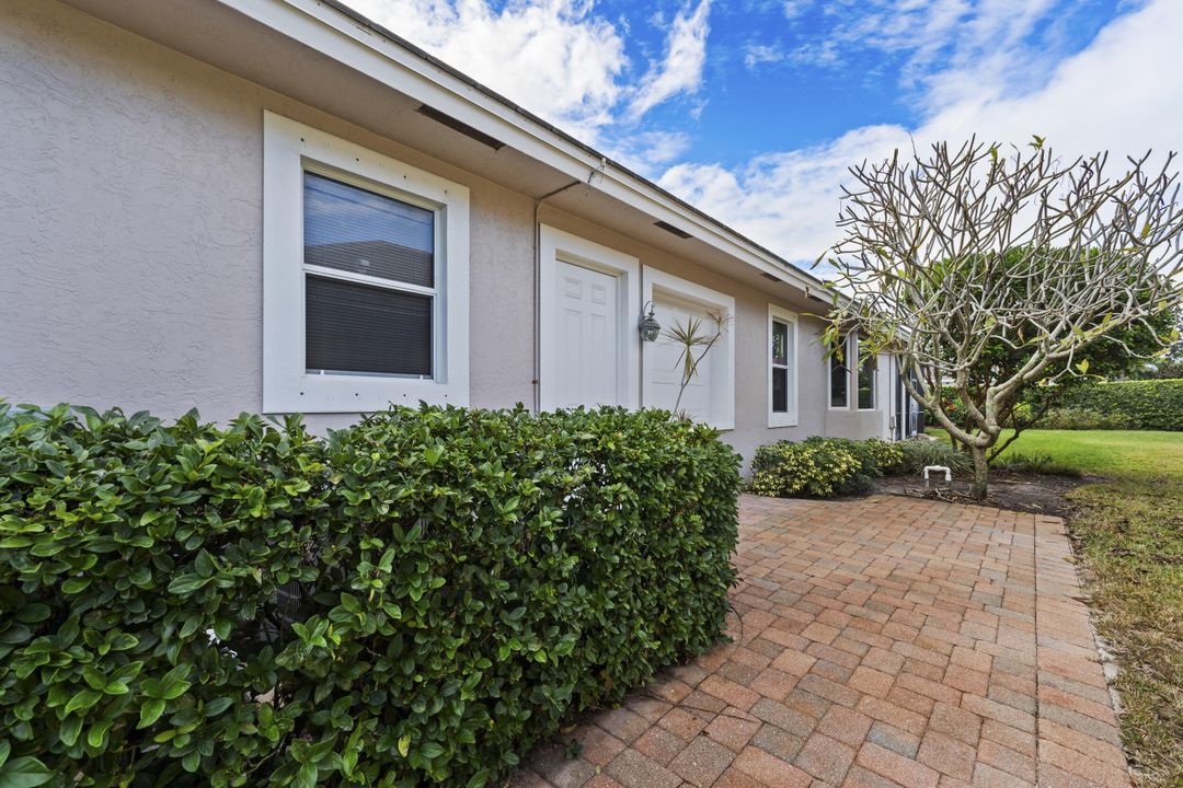 На продажу: $845,000 (4 спален, 2 ванн, 2110 Квадратных фут)