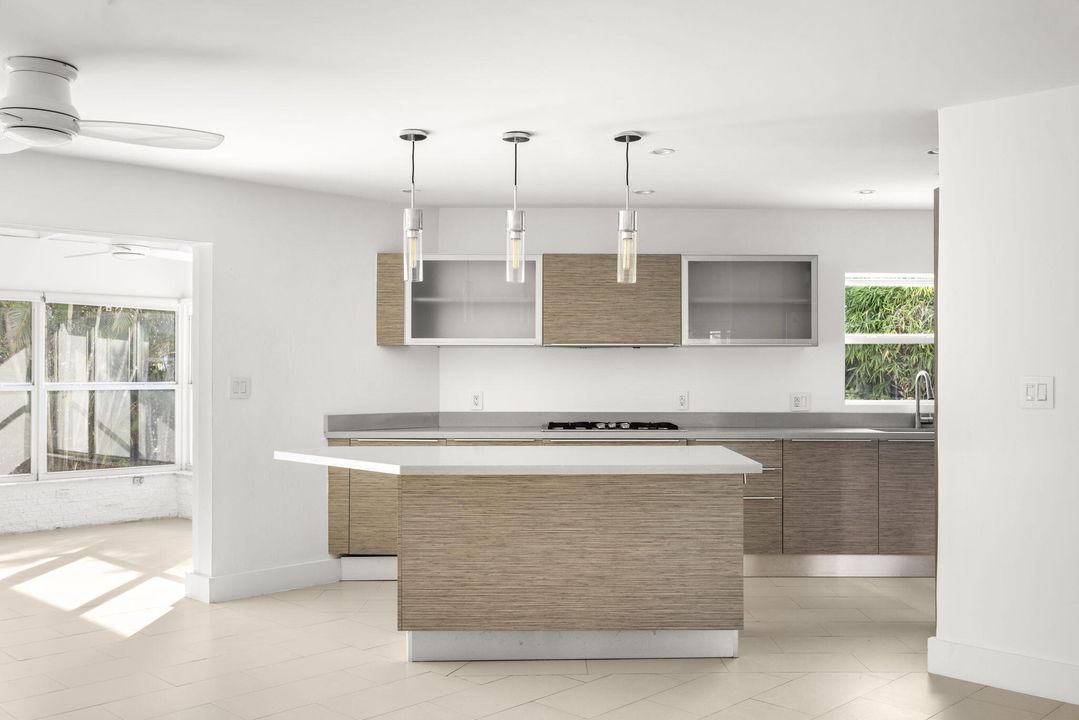 For Sale: $1,245,000 (3 beds, 3 baths, 2259 Square Feet)