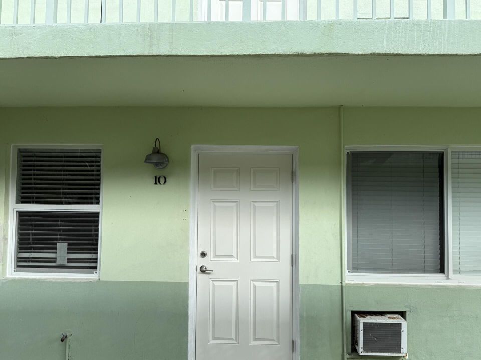 For Rent: $1,600 (1 beds, 1 baths, 483 Square Feet)