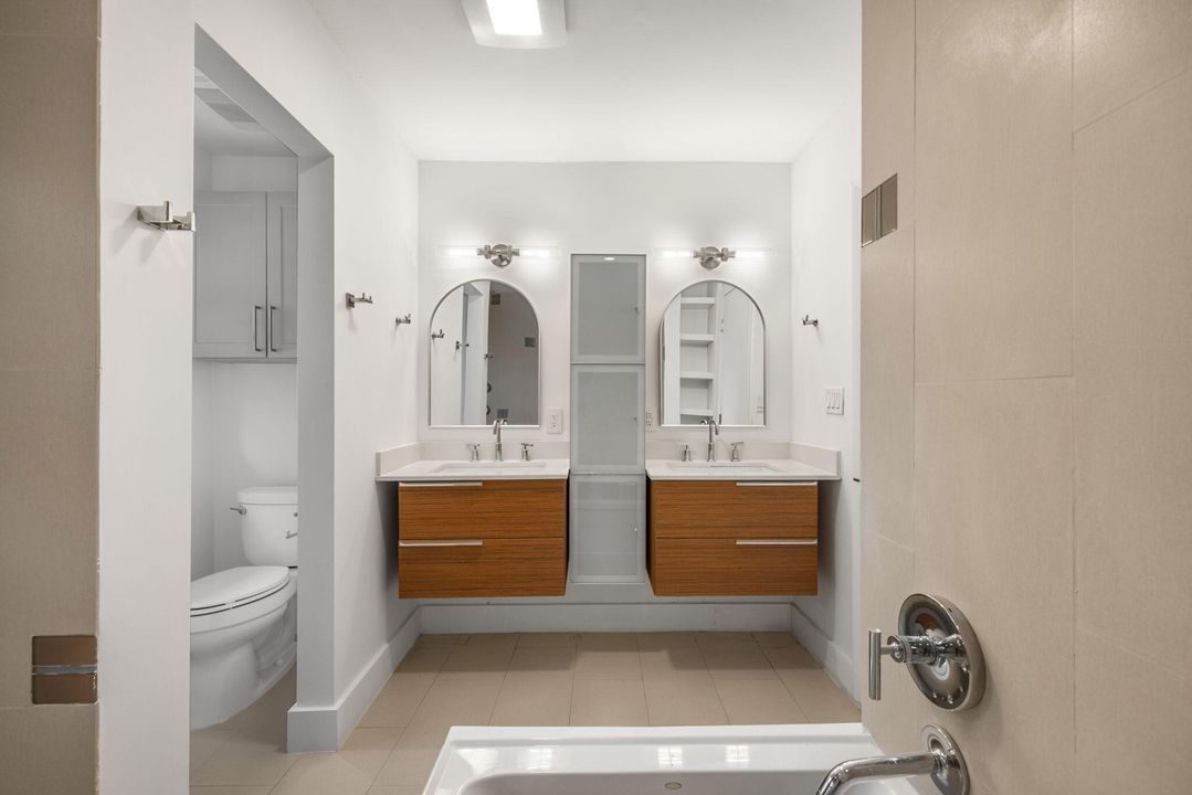 For Sale: $1,245,000 (3 beds, 3 baths, 2259 Square Feet)