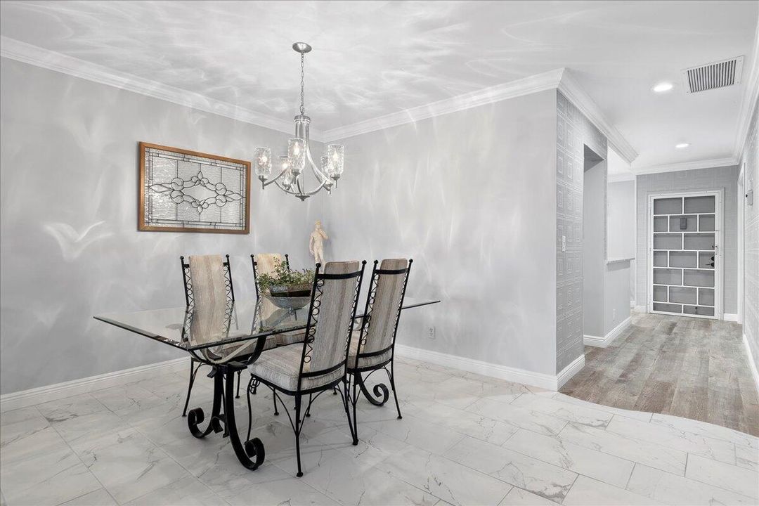 En Venta: $269,900 (2 camas, 2 baños, 1167 Pies cuadrados)