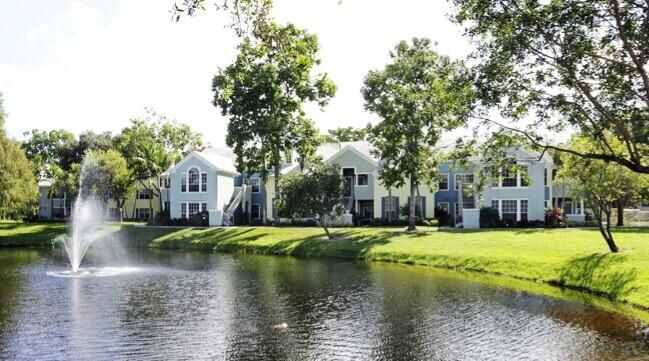 For Sale: $234,999 (1 beds, 1 baths, 692 Square Feet)