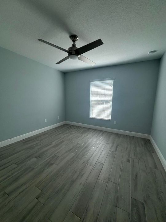 出租: $3,500 (4 贝兹, 3 浴室, 2437 平方英尺)