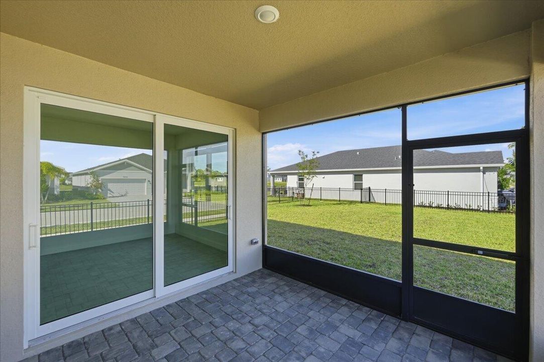 For Rent: $2,500 (3 beds, 2 baths, 1654 Square Feet)