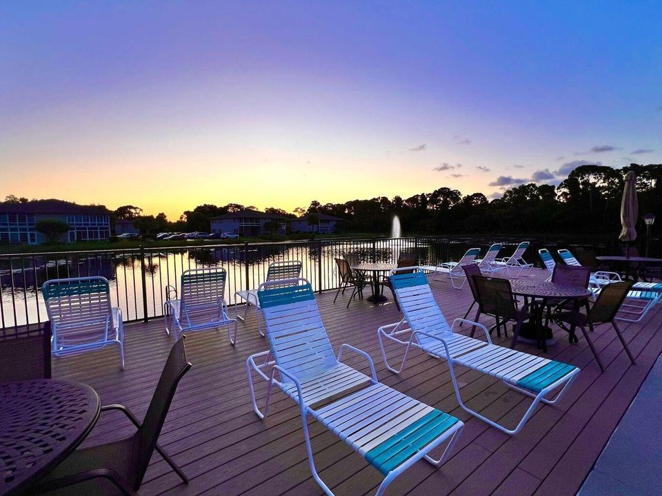 For Sale: $129,999 (2 beds, 2 baths, 1080 Square Feet)