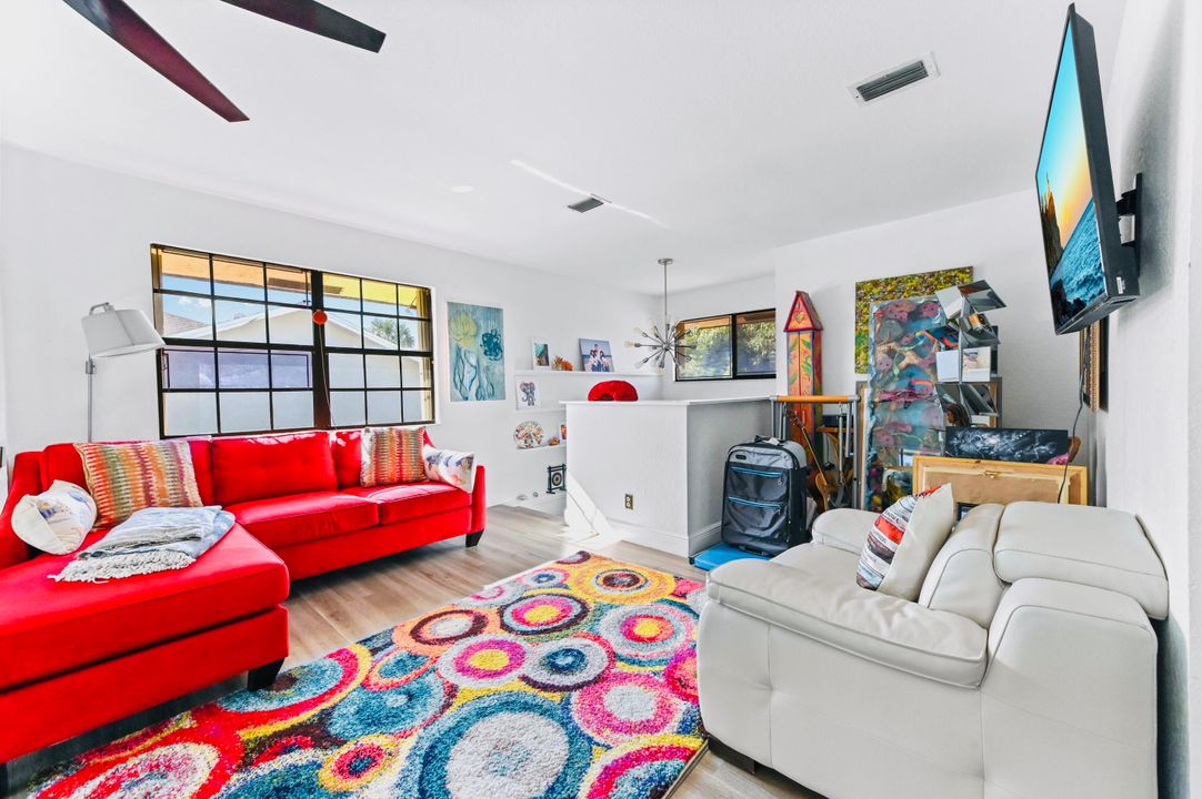 For Sale: $614,999 (3 beds, 2 baths, 1896 Square Feet)