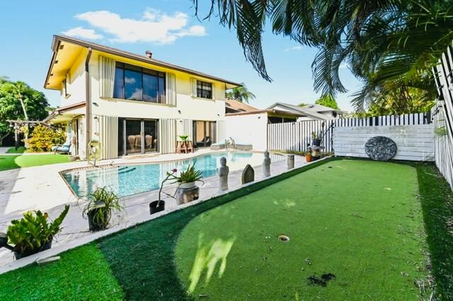 For Sale: $614,999 (3 beds, 2 baths, 1896 Square Feet)