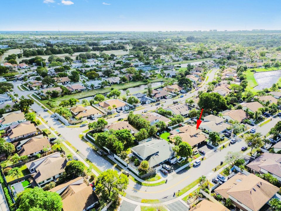 For Sale: $614,999 (3 beds, 2 baths, 1896 Square Feet)