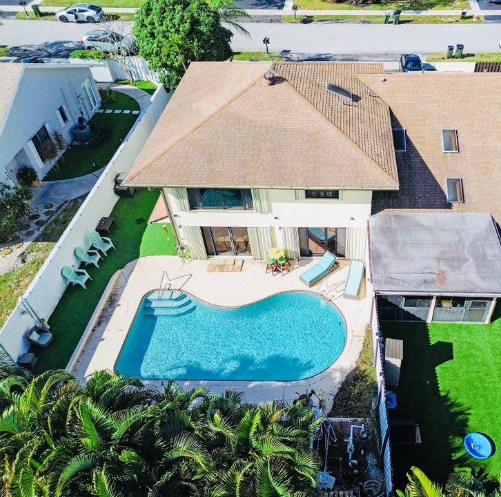 For Sale: $614,999 (3 beds, 2 baths, 1896 Square Feet)