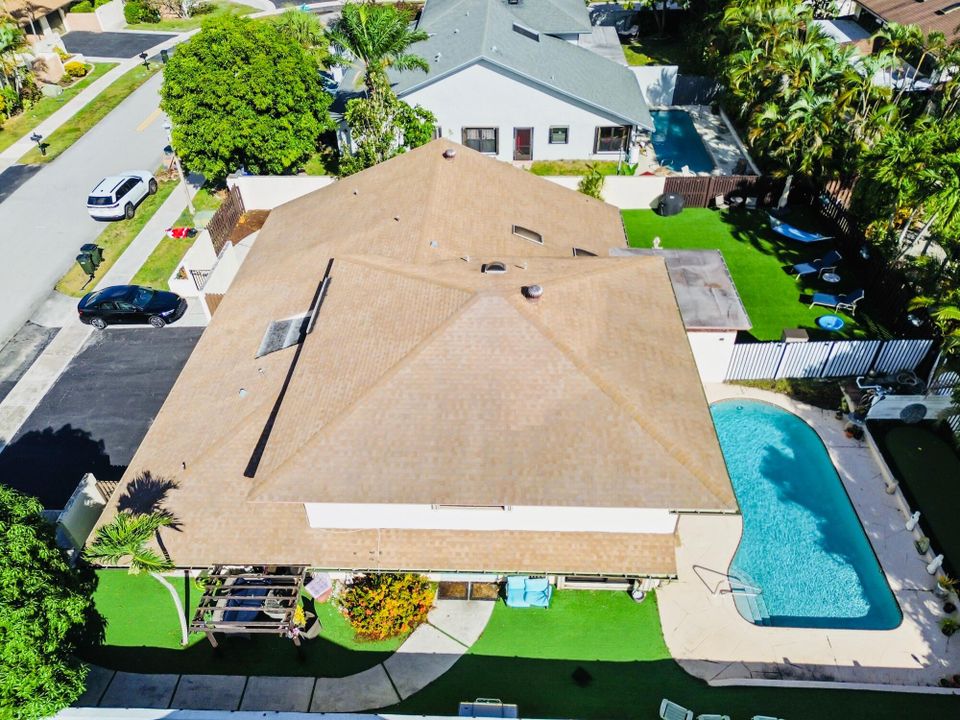 For Sale: $614,999 (3 beds, 2 baths, 1896 Square Feet)