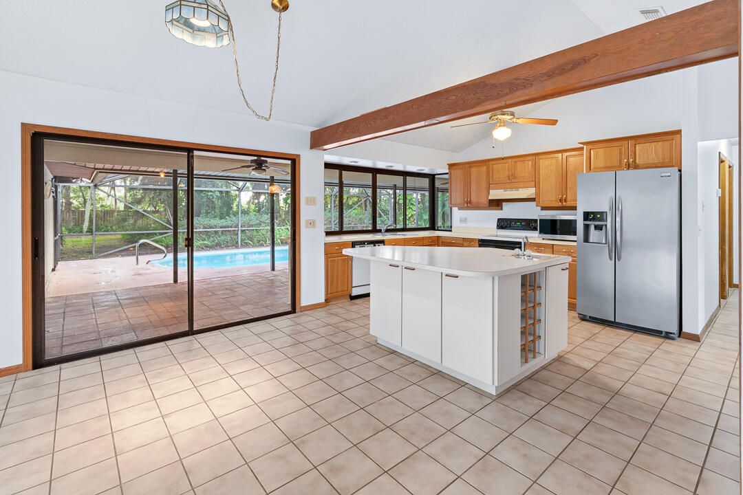 For Sale: $495,000 (3 beds, 2 baths, 1773 Square Feet)