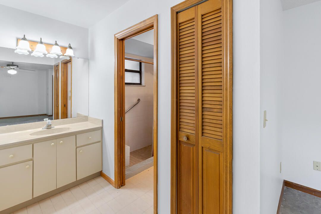 For Sale: $495,000 (3 beds, 2 baths, 1773 Square Feet)