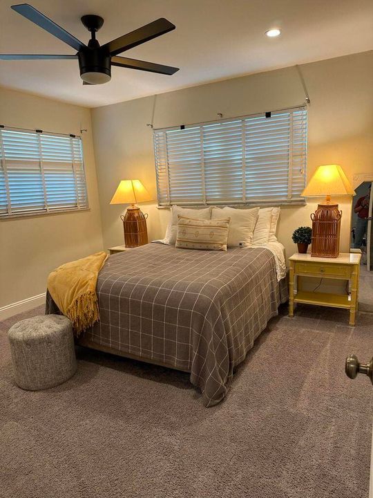 For Rent: $2,700 (2 beds, 1 baths, 1450 Square Feet)