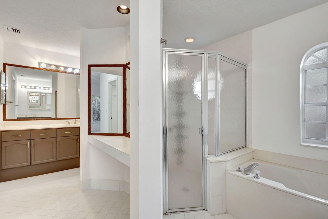 For Rent: $3,150 (3 beds, 2 baths, 1874 Square Feet)