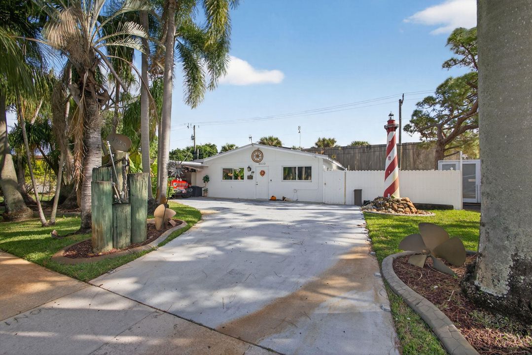 待售: $395,000 (2 贝兹, 1 浴室, 864 平方英尺)