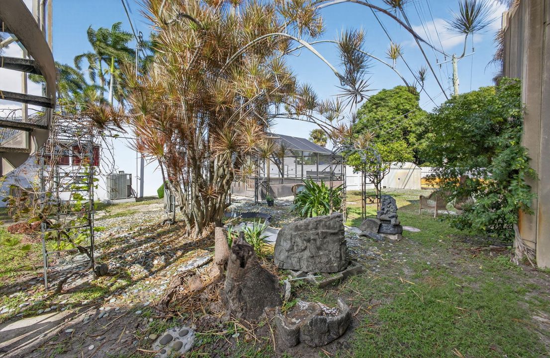 待售: $395,000 (2 贝兹, 1 浴室, 864 平方英尺)