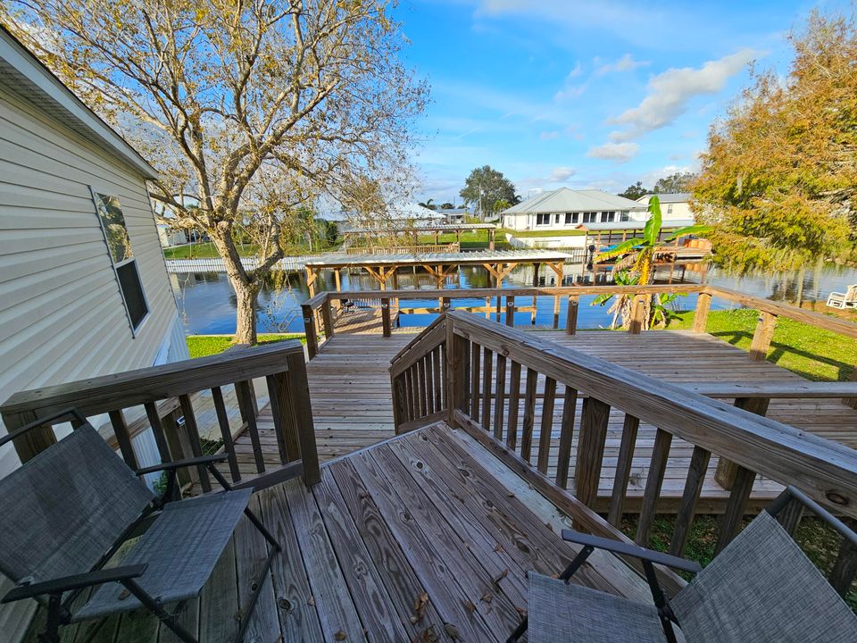 For Sale: $319,900 (3 beds, 2 baths, 1825 Square Feet)