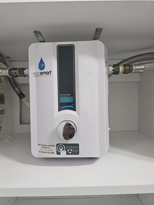 待售: $399,000 (4 贝兹, 2 浴室, 2101 平方英尺)