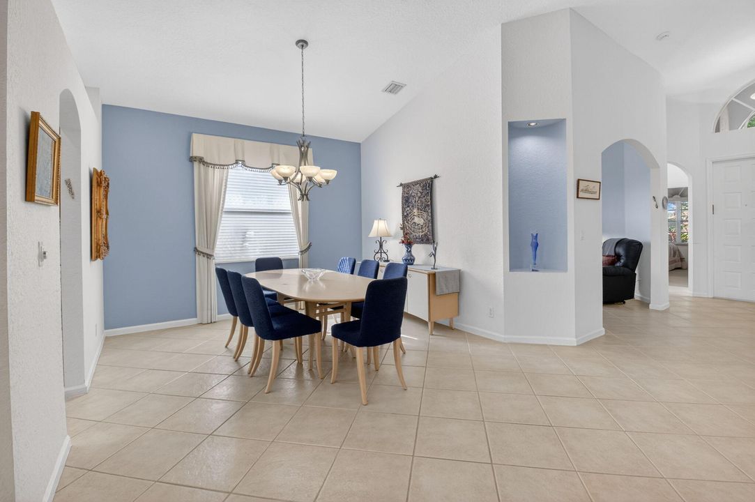 For Sale: $595,000 (3 beds, 2 baths, 2331 Square Feet)