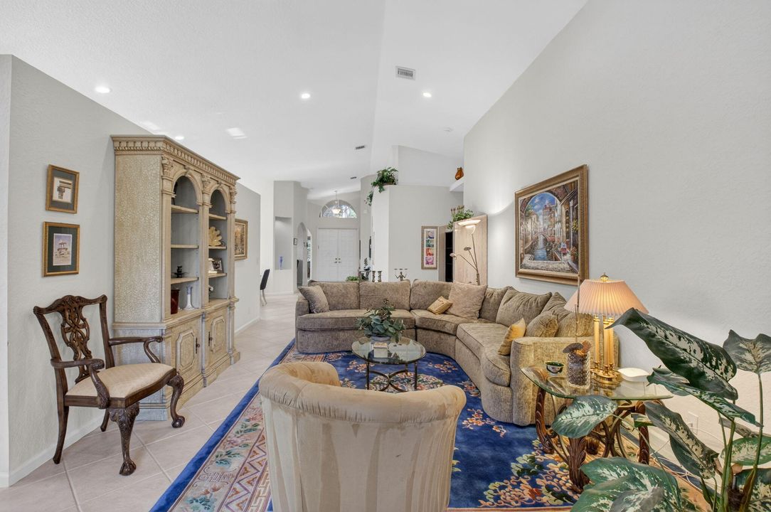 For Sale: $595,000 (3 beds, 2 baths, 2331 Square Feet)