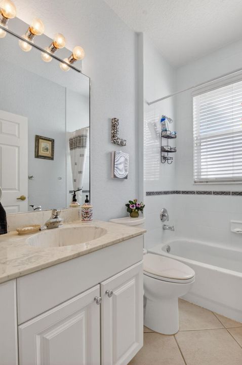 For Sale: $595,000 (3 beds, 2 baths, 2331 Square Feet)