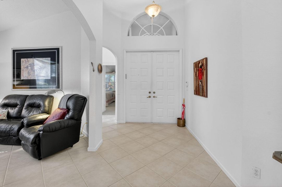 For Sale: $595,000 (3 beds, 2 baths, 2331 Square Feet)