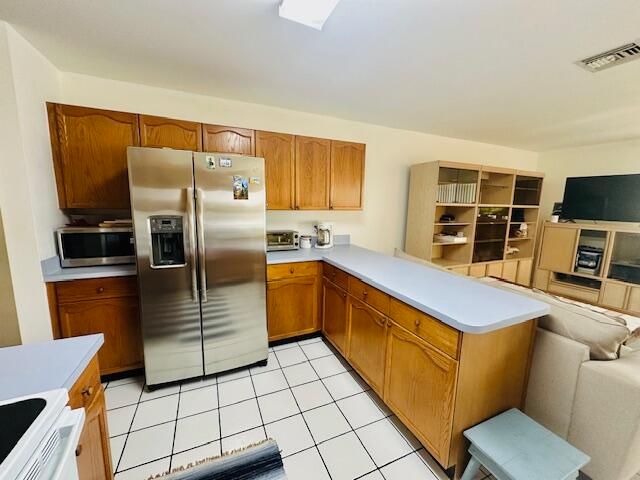 For Sale: $465,000 (3 beds, 2 baths, 1884 Square Feet)