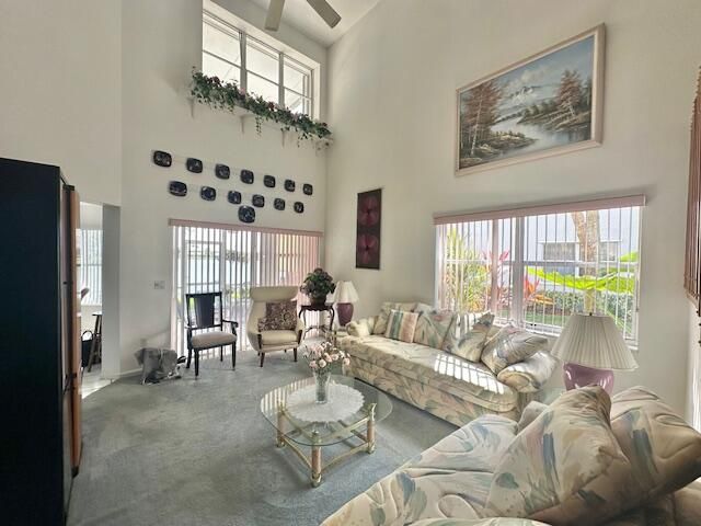 For Sale: $465,000 (3 beds, 2 baths, 1884 Square Feet)