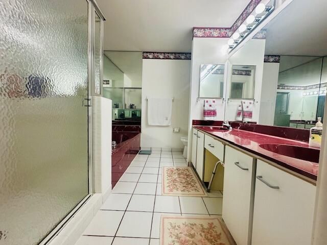 For Sale: $465,000 (3 beds, 2 baths, 1884 Square Feet)