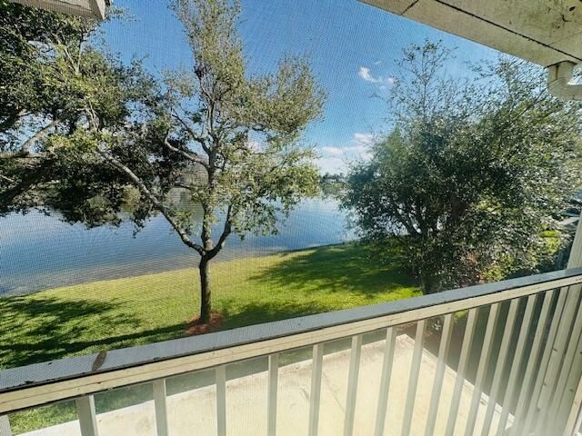 For Sale: $465,000 (3 beds, 2 baths, 1884 Square Feet)