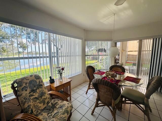 For Sale: $465,000 (3 beds, 2 baths, 1884 Square Feet)