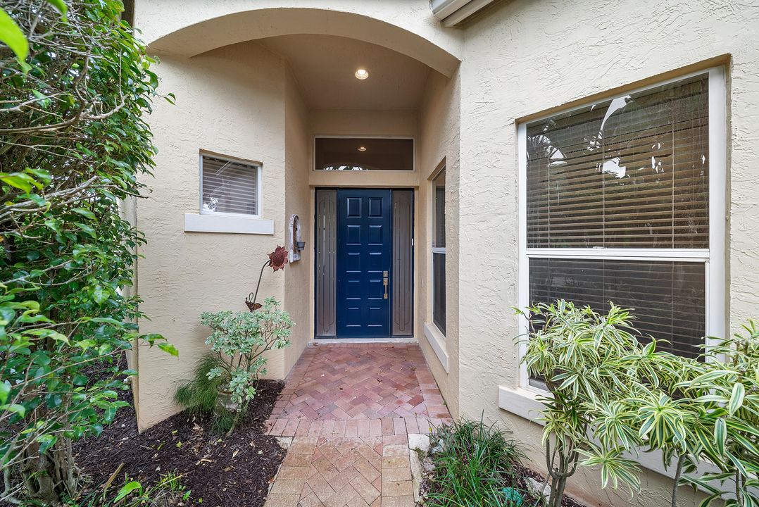 For Sale: $849,000 (3 beds, 2 baths, 1882 Square Feet)