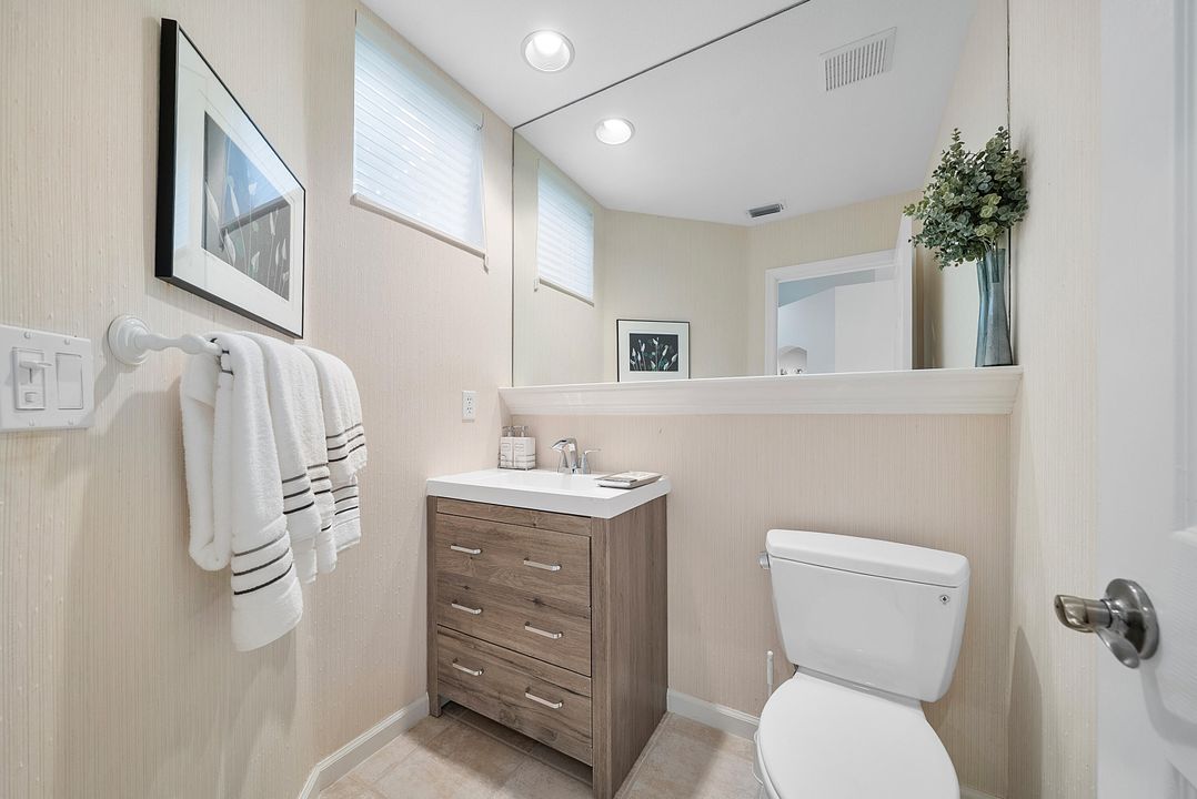 For Sale: $849,000 (3 beds, 2 baths, 1882 Square Feet)