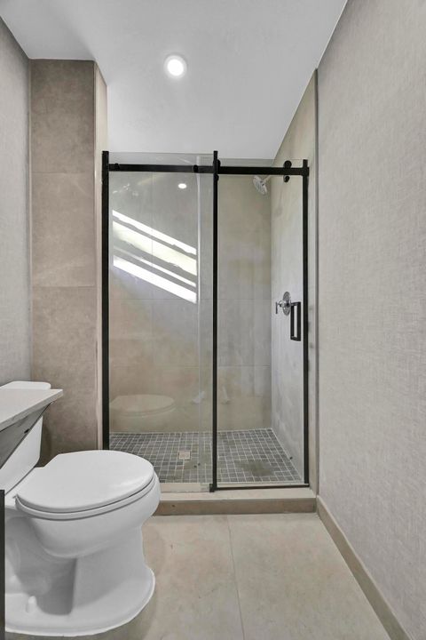 En Renta: $2,000 (3 camas, 2 baños, 1056 Pies cuadrados)