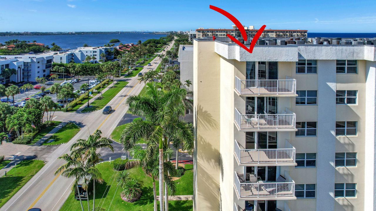 For Rent: $3,300 (2 beds, 2 baths, 983 Square Feet)